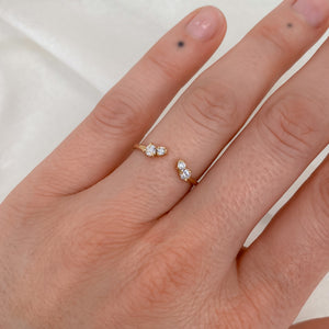 Split Pea Ring | 14k White Diamond