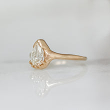 Load image into Gallery viewer, Gumdrop Ring | 14k White Diamond
