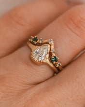 Load image into Gallery viewer, Gumdrop Ring | 14k White Diamond