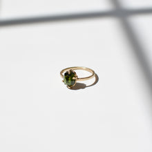 Load image into Gallery viewer, handcrafted-green-tourmaline-and-gold-ring