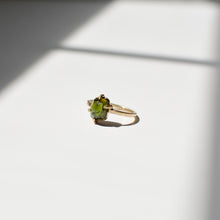 Load image into Gallery viewer, unique-green-tourmaline-ring