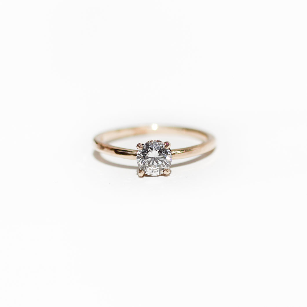 Sustainable solitaire 14k gold diamond ring