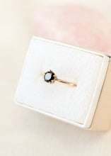 Load image into Gallery viewer, beautiful-sustainable-black-diamond-ring