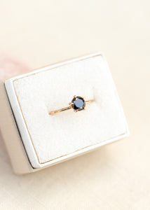 sustainable-black-diamond-ring