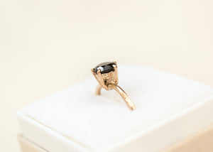 detailed-setting-shot-of-black-diamond-ethical-ring