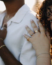 Load image into Gallery viewer, woman-wearing-gold-bunny-ring
