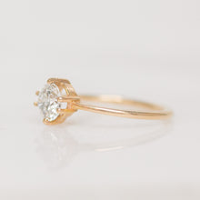 Load image into Gallery viewer, Autria Ring | Diamond Solitaire