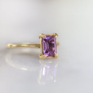 sustainably-sourced-purple-amethyst-ring-recycled-14k-gold-setting-white-background