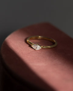 Mezzo Ring | Marquise Diamond Solitaire