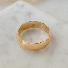 Load image into Gallery viewer, Antique 1890 Wedding Band | 18k Yellow Gold